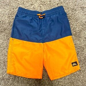 EUC Boys Quicksilver Magic 5 Swim Trunks - Size 7